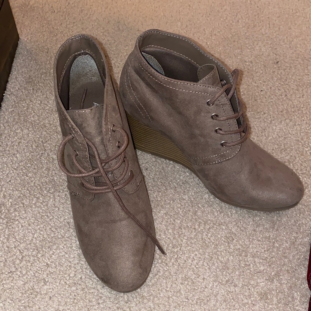 Fall Wedges